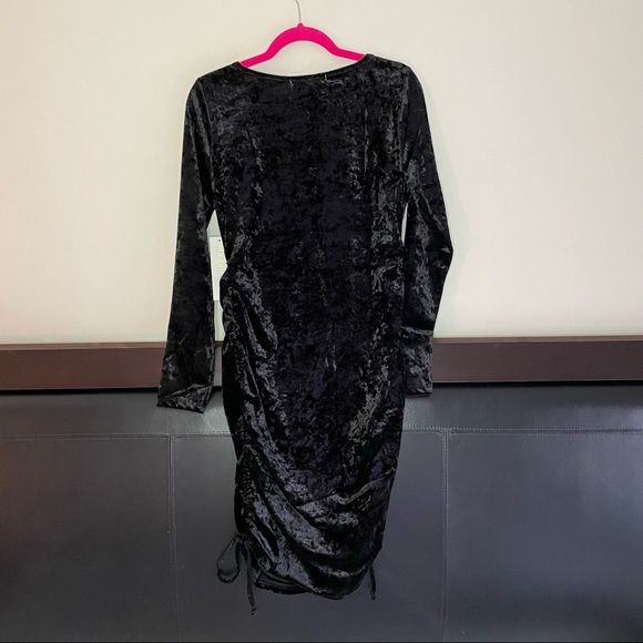 NWT XXL madden girl Crushed velvet black long sleeve stretchy ruched dress - Picture 5 of 8